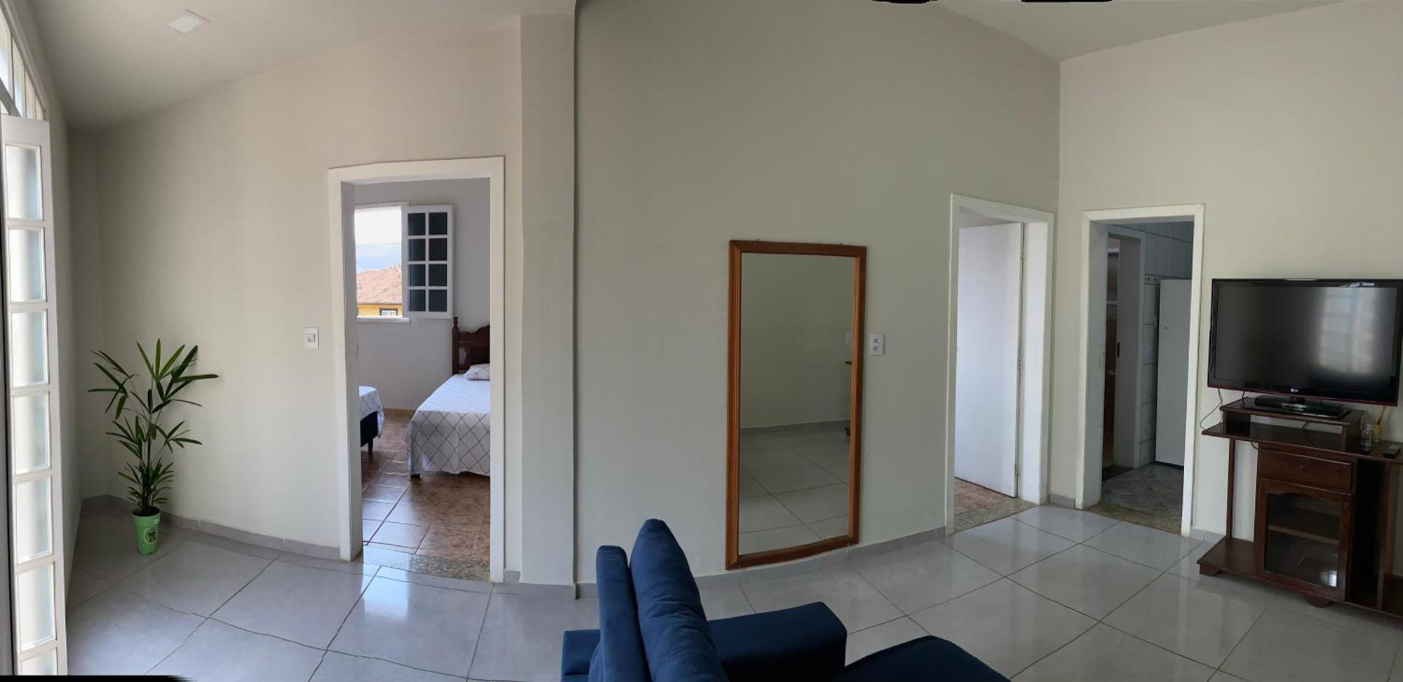Casa Arejada E Iluminada, Cozinha Completa
